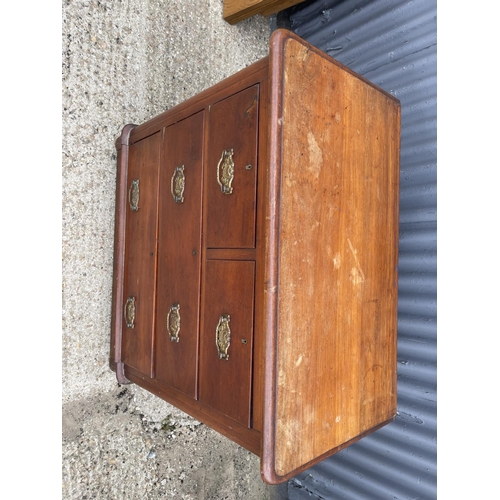 175 - A victorian mahogany chest of four drawers 90x 50x85