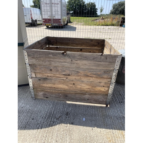 371 - A large 4ft square sectional veg planter