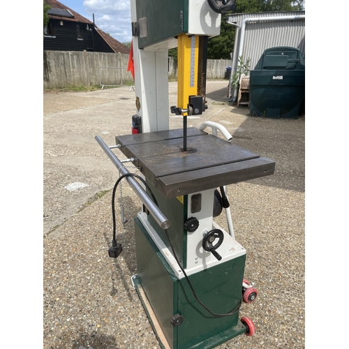 409 - A record SABRE 350 bandsaw with spare blades