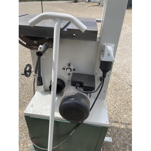 409 - A record SABRE 350 bandsaw with spare blades