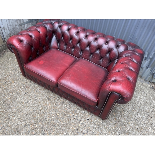 166 - A red leather chesterfield sofa AF