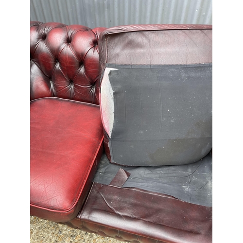 166 - A red leather chesterfield sofa AF