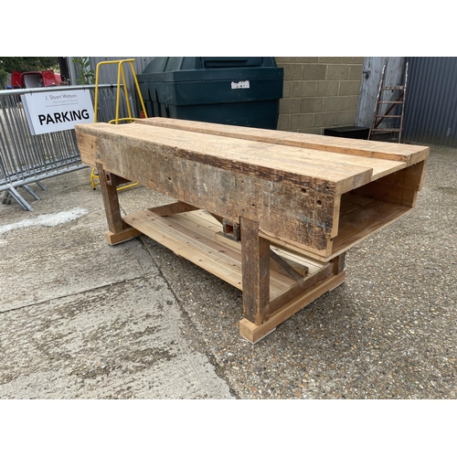 183 - A large carpenters workbench 220x70x85