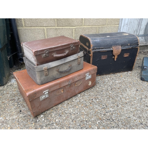 230 - Seven vintage trunks and cases