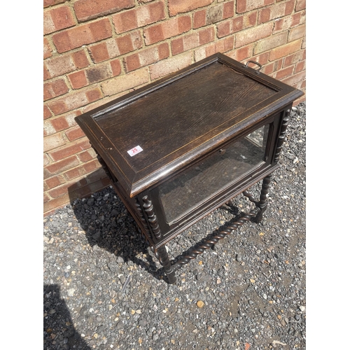 25 - A 1930's oak tray top cocktail cabinet 60x 40x 75