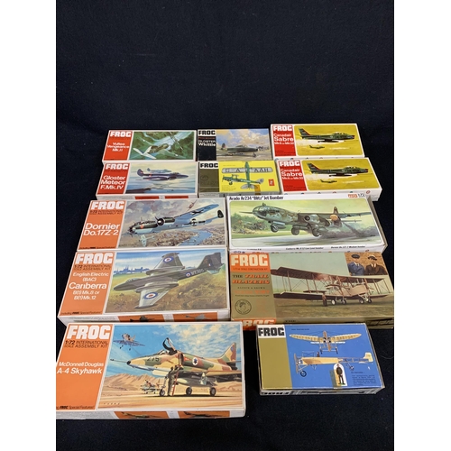 674 - 12 x Frog  model aircraft kits