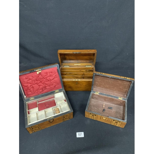 821 - Walnut Stationery box labelled F. Arnold 86 Fleet Street, and two inlaid Boxes