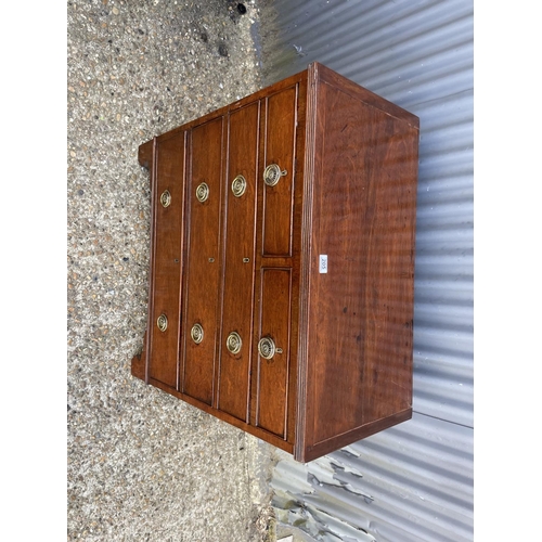 205 - A Georgian mahogany chest of five drawers