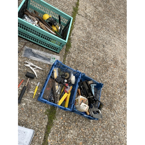 424 - Sockett set, six trays of assorted tools, fittings etc