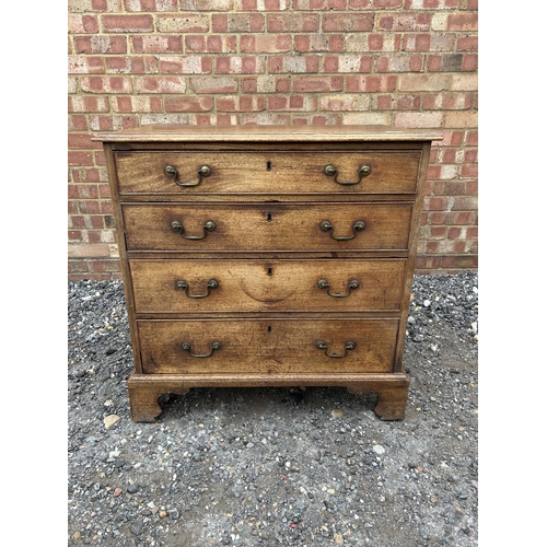 10 - A Georgian mahogany chest of four drawers 80x48 x 80