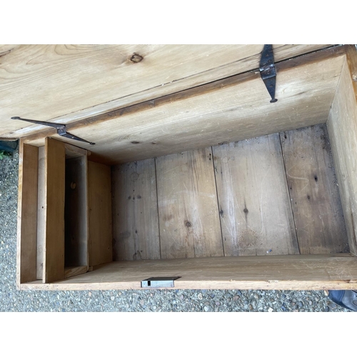 131 - A large pine blanket box together with a smaller green painted pine tool chest