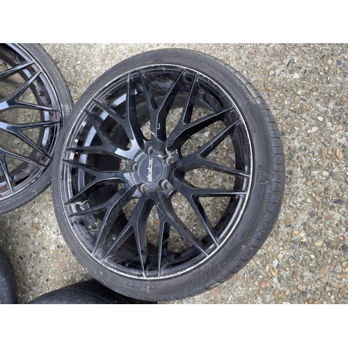 196 - A set of four ALCATEC alloy wheels 235 35 19