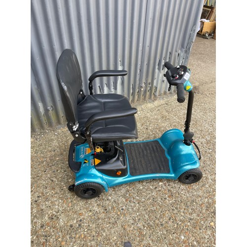 216 - A RASCAL ULTRA LIGHT 400 mobility scooter AF NO KEY NO CHARGER