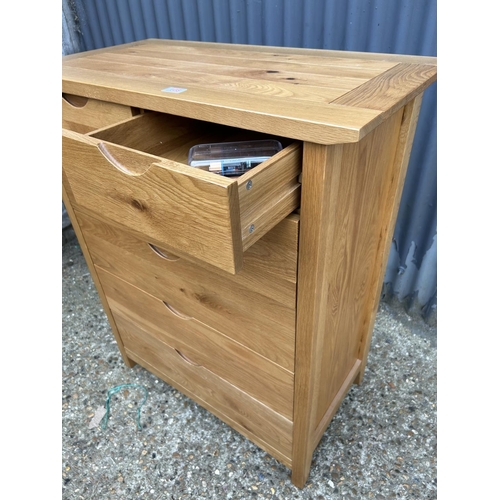 108 - A modern light oak chest of six drawers 87x46x105