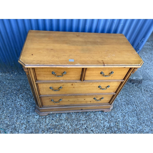 250 - A pine chest of four drawers 104x50x90