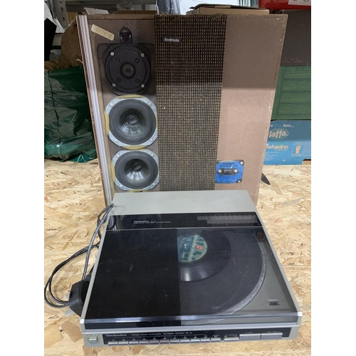 845 - Technics SL6 Automatic turntable system and pair of Goodmans Double Maxim speakers