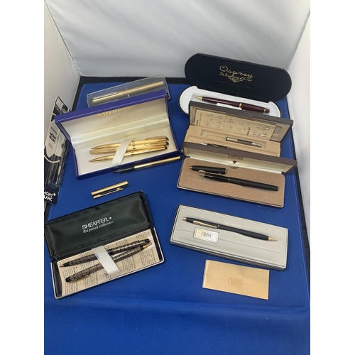 922 - Gold Plated Waterman Pen Set, Waterman Fountain Pen and other boxed pens