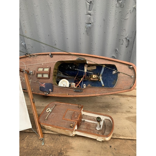 465D - Sophie' vintage radio control model yacht with fibre glass hull,  height 114 x length 77 cms, good d... 