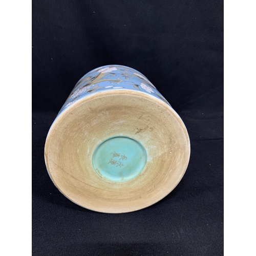 610 - Chinese blue and white Meiping vase, height 20cms