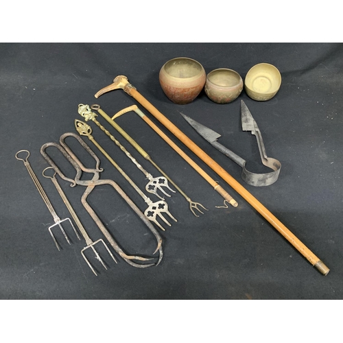 765 - Crop, walking stick, toasting forks, Tongs shears and metal bowls (2)