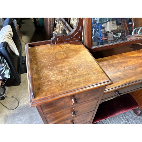 306 - A victorian mahogany pedestal dressing table stamped GILLOW 150 x50x98