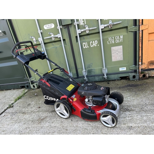 327 - A cobra rotary lawn mower with Honda gcv 160 engine