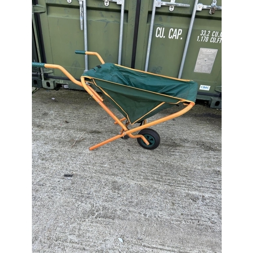 328 - Folding garden barrow