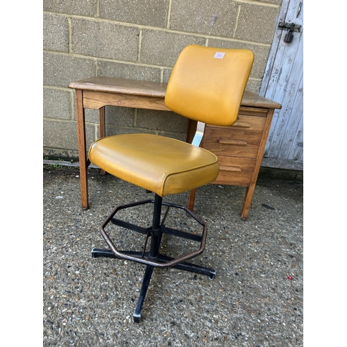 122 - Vintage swivel typist stool