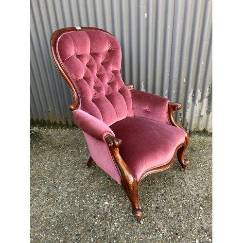 43 - A pink upholstered victorian button back bedroom chair