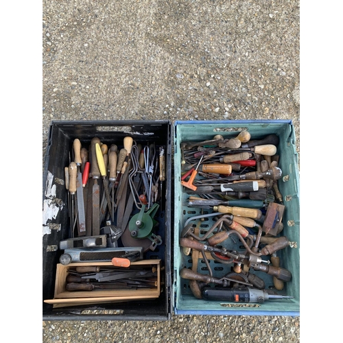 495 - Two trays of Files, Chisels, screwdrivers etc (2)