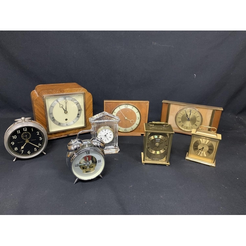 620 - 8 assorted clocks