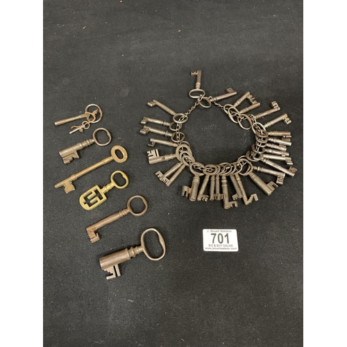 701 - A collection of 34 Antique Keys