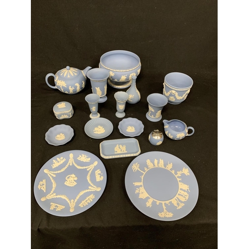 709 - A Good collection of 17 pieces of Wedgwood pale blue Jasperware (no damage)