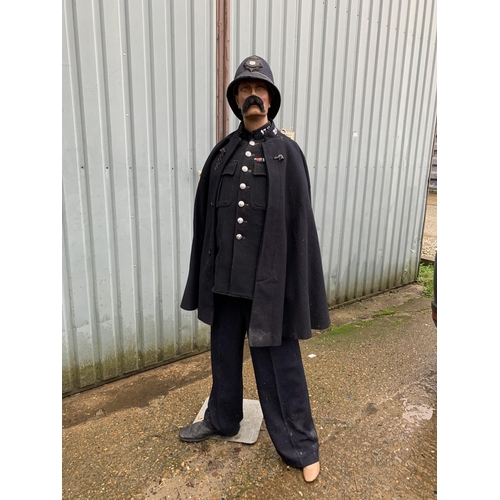 746 - Victorian Police Officer Uniform on early mannequin