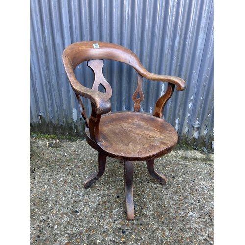 173 - A victorian mahogany swivel desk chair
