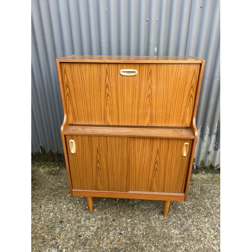 209 - A schrieber teak effect bureau 80x47x114