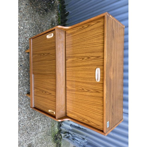 209 - A schrieber teak effect bureau 80x47x114