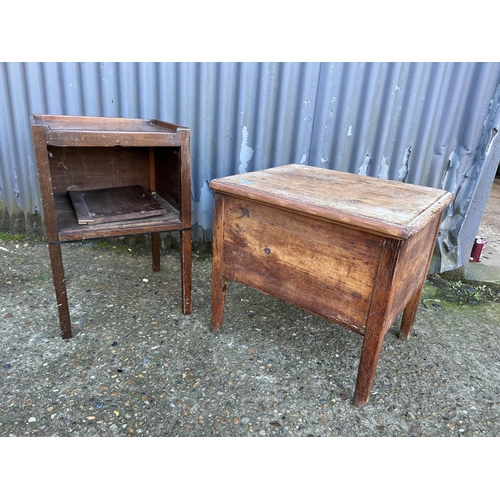 22 - An antique pine commode box together with a mahogany nightstand AF