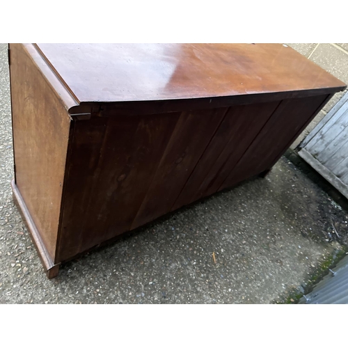 234 - A victorian mahogany buffet sideboard180x54x92