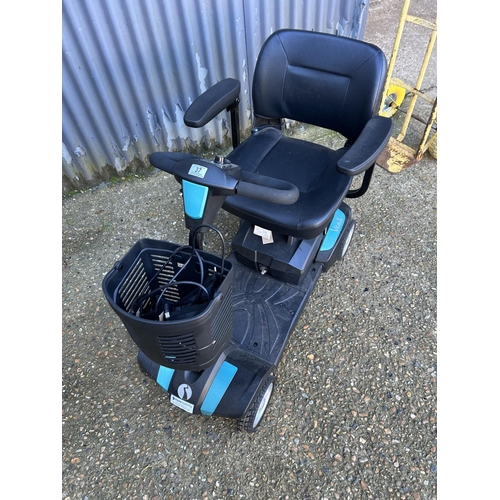 37 - A rascall veo x mobility scooter (REQUIRES REPLACEMENT BATTERIES)