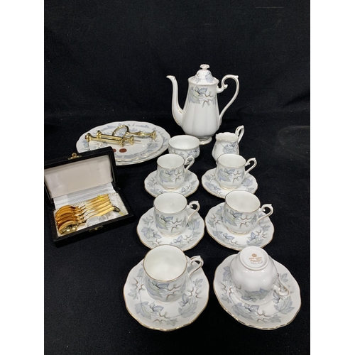 582 - Royal Albert Silver Maple 16 piece Coffee Set and cake plate and set of gold coloured Teaspoons boxe... 