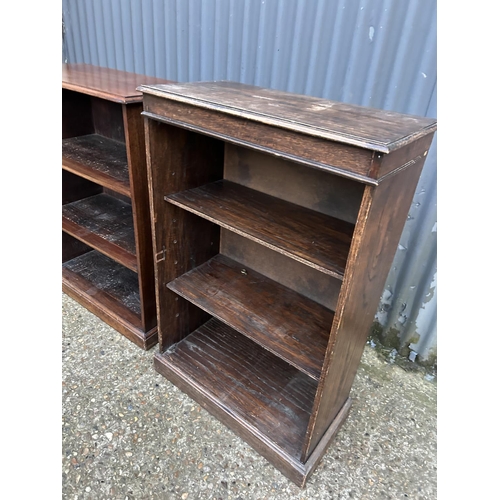 252 - A small mahogany open fronted bookcase together with a small oak bookcase