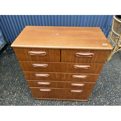 226 - A teak tallboy chest of drawers 87x42x110