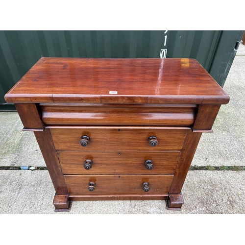 282 - A Victorian mahogany chest of four drawers 108x53x110