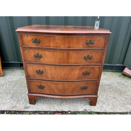 287 - A reproduction mahogany chest of four drawers 78x50x82