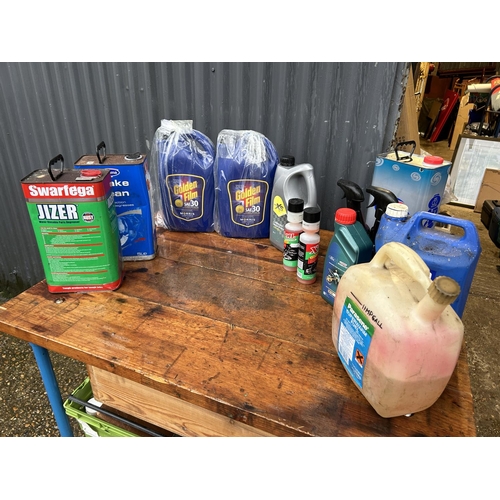 352 - Two new bottles of SAE 30 classic car oil together with a collection of other motoring fluids and wa... 