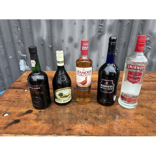 380 - Five bottles of Drink inc Famous Grouse & Harveys sherry