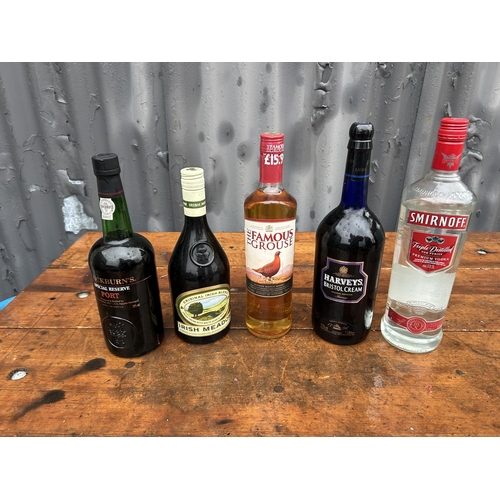 380 - Five bottles of Drink inc Famous Grouse & Harveys sherry