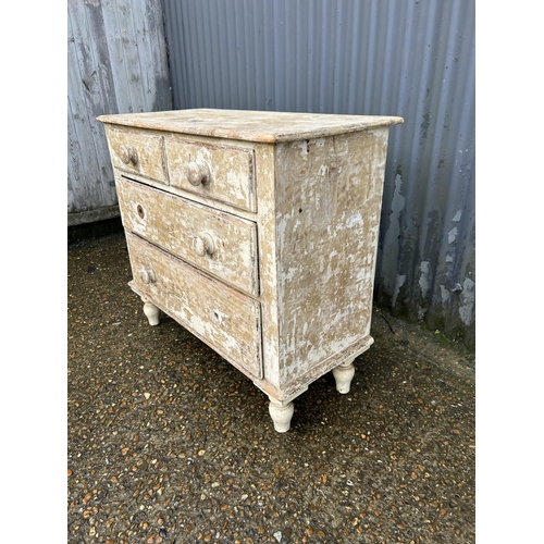 6 - A Rustic painted pine chest of four drawers 90x42x82