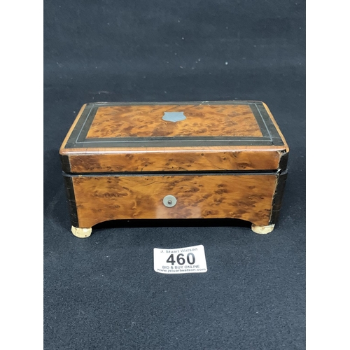 460 - Small antique walnut musical box, playing on 6 airs, no damage to comb, no winder, size 16.5 x 10 x ... 